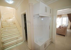 فيلا مستقلة باطلالة بحر - مفروشة -  في منطقة كارجي جاك / الانيا 