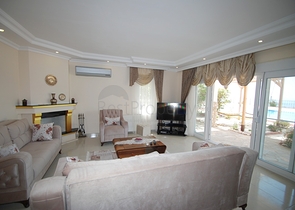 فيلا مستقلة باطلالة بحر - مفروشة -  في منطقة كارجي جاك / الانيا 