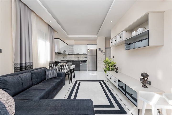 فرصة استثمارية - مجمع سكني قيد الانشاء في منطقة اوبا المركزية / الانيا 