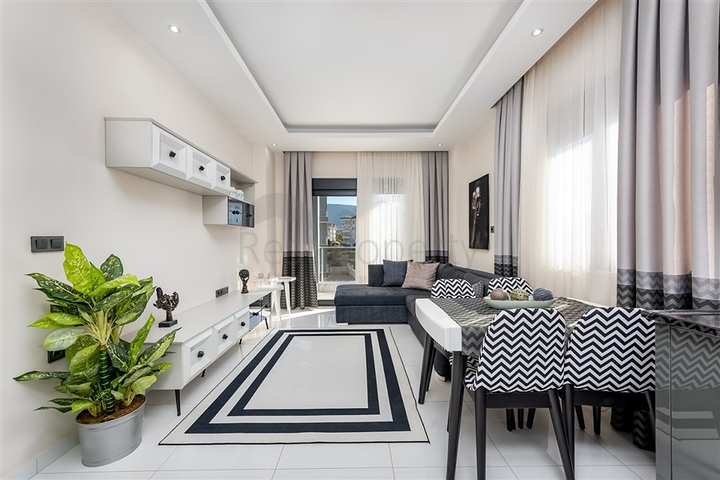 فرصة استثمارية - مجمع سكني قيد الانشاء في منطقة اوبا المركزية / الانيا 