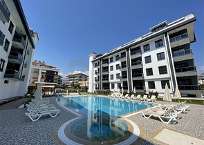 فرصة استثمارية - مجمع سكني قيد الانشاء في منطقة اوبا المركزية / الانيا 