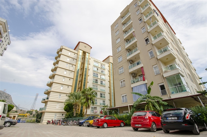 شقة مفروشة 1 +1 في أنطاليا