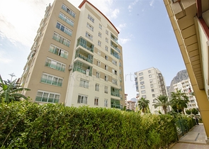 شقة مفروشة 1 +1 في أنطاليا