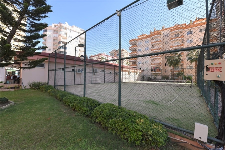 اطلالة بحر مباشرة - شقة مفروشة بتصميم غرفتين وصالة للبيع في الانيا 