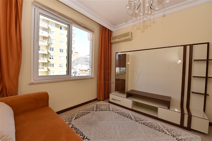 اطلالة بحر مباشرة - شقة مفروشة بتصميم غرفتين وصالة للبيع في الانيا 