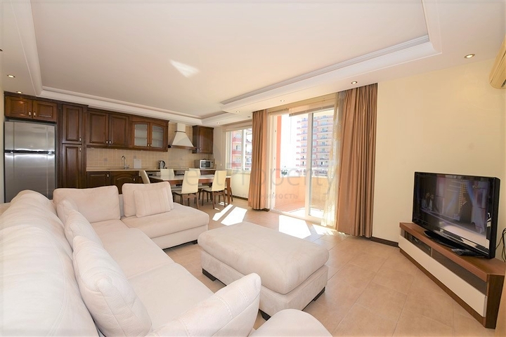 اطلالة بحر مباشرة - شقة مفروشة بتصميم غرفتين وصالة للبيع في الانيا 