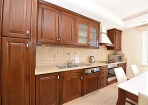 اطلالة بحر مباشرة - شقة مفروشة بتصميم غرفتين وصالة للبيع في الانيا 