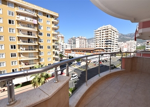 اطلالة بحر مباشرة - شقة مفروشة بتصميم غرفتين وصالة للبيع في الانيا 