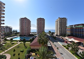 اطلالة بحر مباشرة - شقة مفروشة بتصميم غرفتين وصالة للبيع في الانيا 