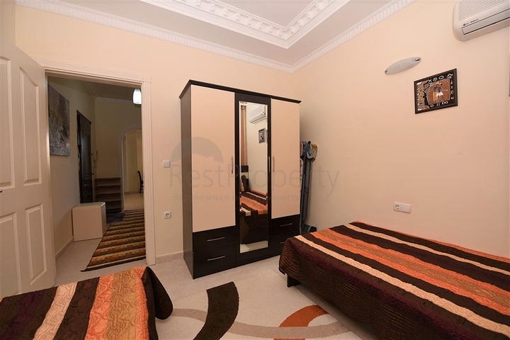 شقة عائلية مفروشة ضمن مجمع سكني في الانيا 