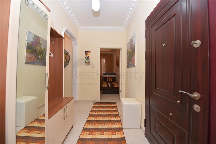 شقة عائلية مفروشة ضمن مجمع سكني في الانيا 