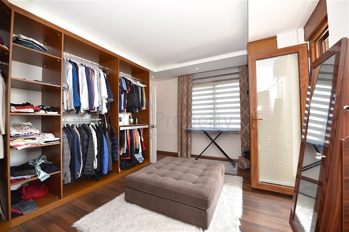 دوبلكس فاخرة مع اطلالة بحر وقلعة - مركز الانيا