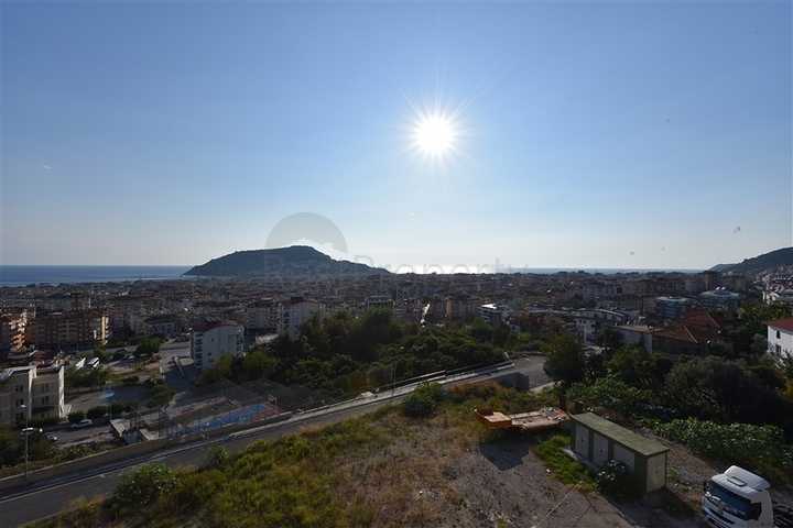 دوبلكس فاخرة مع اطلالة بحر وقلعة - مركز الانيا