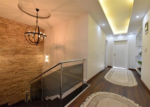 دوبلكس فاخرة مع اطلالة بحر وقلعة - مركز الانيا