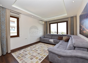 دوبلكس فاخرة مع اطلالة بحر وقلعة - مركز الانيا