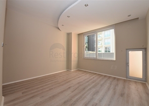 شقة عائلية - ثلاث غرف وصالة ومطبخ منفصل -ضمن مجمع سكني في مهموتلار / الانيا 