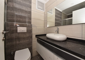 شقة عائلية - ثلاث غرف وصالة ومطبخ منفصل -ضمن مجمع سكني في مهموتلار / الانيا 