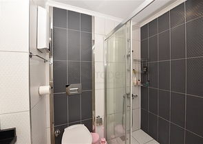 شقة غرفة وصالة مفروشة ضمن مجمع خمس نجوم في افسلار / الانيا 