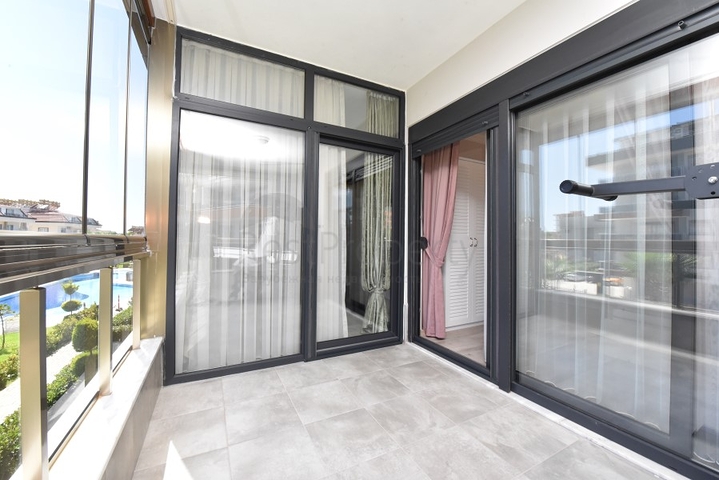 دوبلكس فاخرة ضمن مجمع خمس نجوم في اوبا / الانيا 