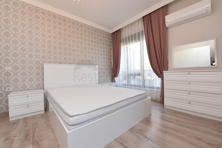 دوبلكس فاخرة ضمن مجمع خمس نجوم في اوبا / الانيا 