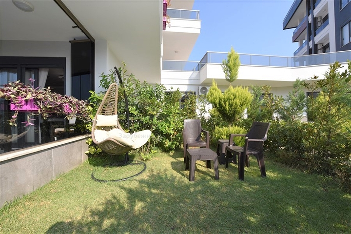 دوبلكس فاخرة ضمن مجمع خمس نجوم في اوبا / الانيا 