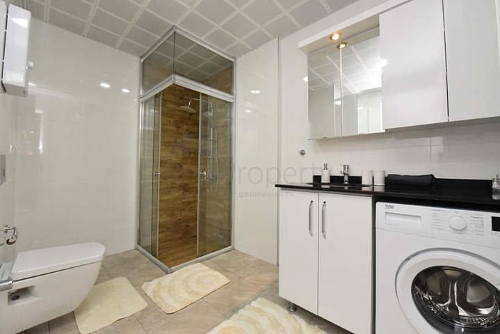 دوبلكس فاخرة ضمن مجمع خمس نجوم في اوبا / الانيا 