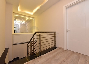 دوبلكس فاخرة ضمن مجمع خمس نجوم في اوبا / الانيا 