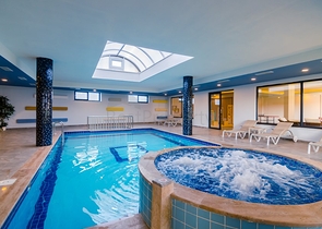 دوبلكس فاخرة ضمن مجمع خمس نجوم في اوبا / الانيا 