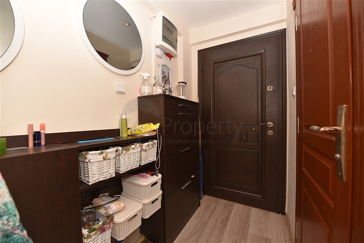 قريبة من البحر - شقة غرفة وصالة مفروشة للبيع في الانيا 