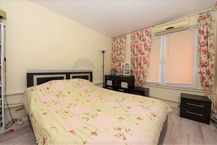 قريبة من البحر - شقة غرفة وصالة مفروشة للبيع في الانيا 