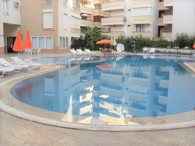 قريبة من البحر - شقة غرفة وصالة مفروشة للبيع في الانيا 