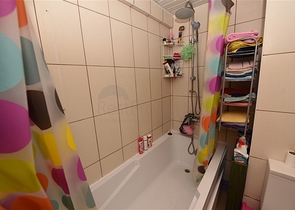 قريبة من البحر - شقة غرفة وصالة مفروشة للبيع في الانيا 