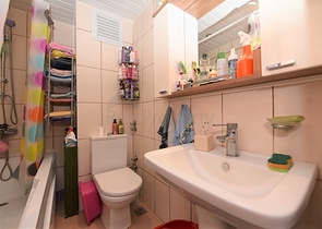 قريبة من البحر - شقة غرفة وصالة مفروشة للبيع في الانيا 