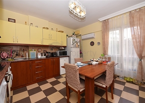 قريبة من البحر - شقة غرفة وصالة مفروشة للبيع في الانيا 