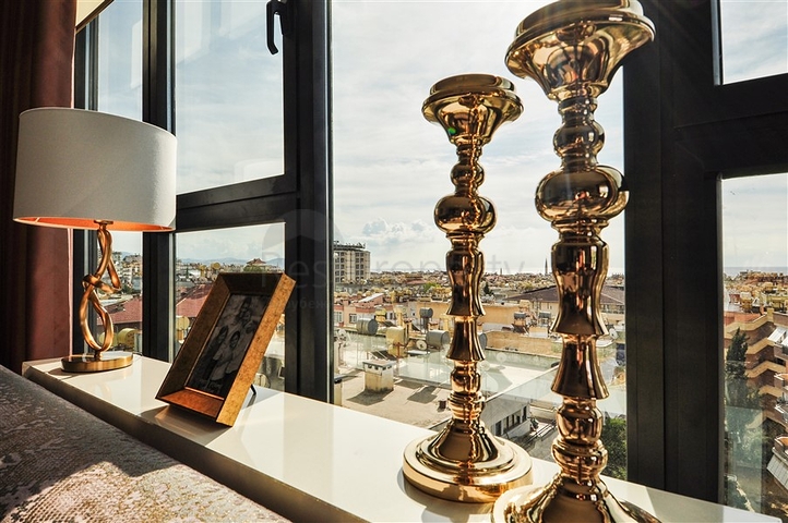 شقة ثلاث غرف وصالة فاخرة ضمن مركز مدينة الانيا