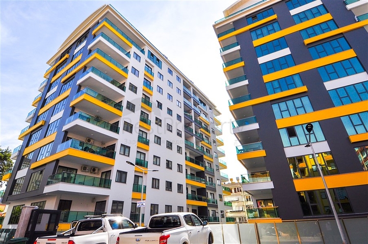 شقة ثلاث غرف وصالة فاخرة ضمن مركز مدينة الانيا