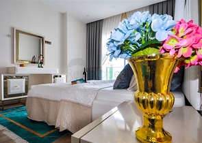 شقة ثلاث غرف وصالة فاخرة ضمن مركز مدينة الانيا