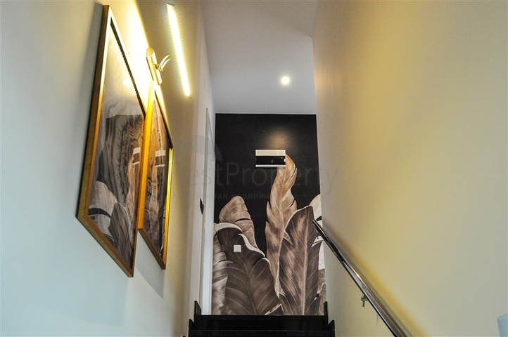 لعشاق الرفاهية والذوق الرفيع - دوبلكس فاخرة ضمن مجمع خمس نجوم في الانيا 