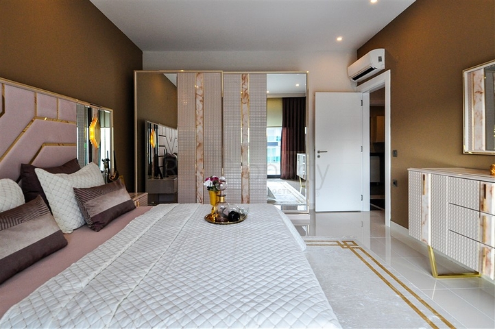 لعشاق الرفاهية والذوق الرفيع - دوبلكس فاخرة ضمن مجمع خمس نجوم في الانيا 