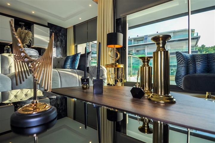 لعشاق الرفاهية والذوق الرفيع - دوبلكس فاخرة ضمن مجمع خمس نجوم في الانيا 