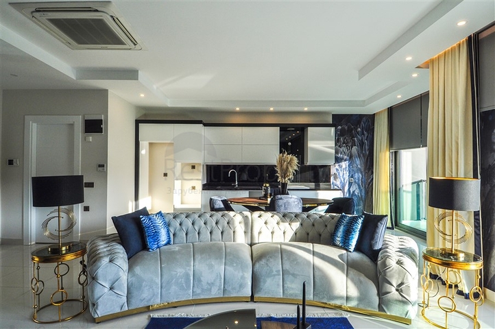 لعشاق الرفاهية والذوق الرفيع - دوبلكس فاخرة ضمن مجمع خمس نجوم في الانيا 