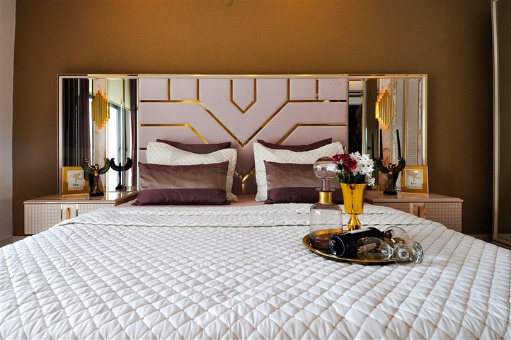 لعشاق الرفاهية والذوق الرفيع - دوبلكس فاخرة ضمن مجمع خمس نجوم في الانيا 