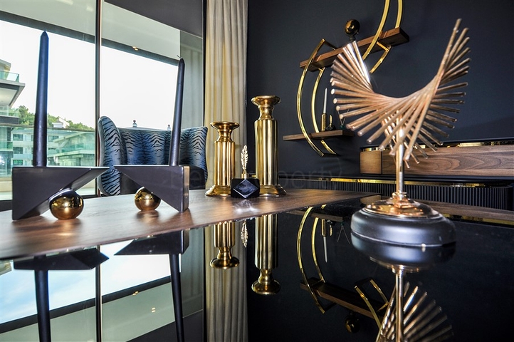 لعشاق الرفاهية والذوق الرفيع - دوبلكس فاخرة ضمن مجمع خمس نجوم في الانيا 