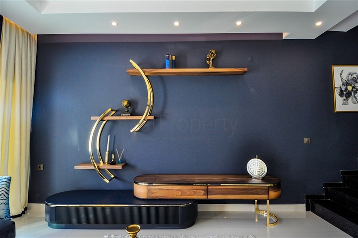 لعشاق الرفاهية والذوق الرفيع - دوبلكس فاخرة ضمن مجمع خمس نجوم في الانيا 