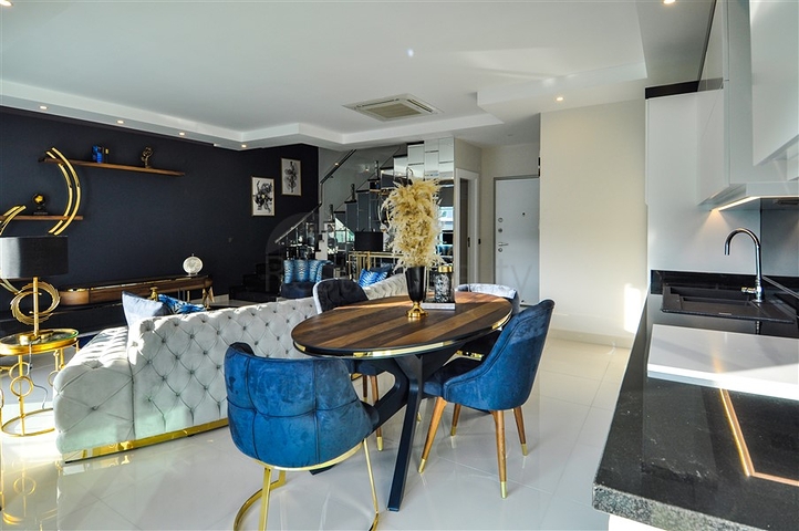 لعشاق الرفاهية والذوق الرفيع - دوبلكس فاخرة ضمن مجمع خمس نجوم في الانيا 