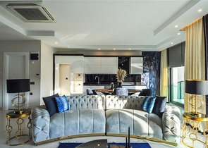 لعشاق الرفاهية والذوق الرفيع - دوبلكس فاخرة ضمن مجمع خمس نجوم في الانيا 