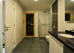 لعشاق الرفاهية والذوق الرفيع - دوبلكس فاخرة ضمن مجمع خمس نجوم في الانيا 