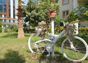 دوبلكس ثلاث غرف وصالة مفروشة - مع تراس واسع باطلالة ساحرة في مهموتلار / الانيا 