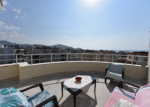 دوبلكس ثلاث غرف وصالة مفروشة - مع تراس واسع باطلالة ساحرة في مهموتلار / الانيا 