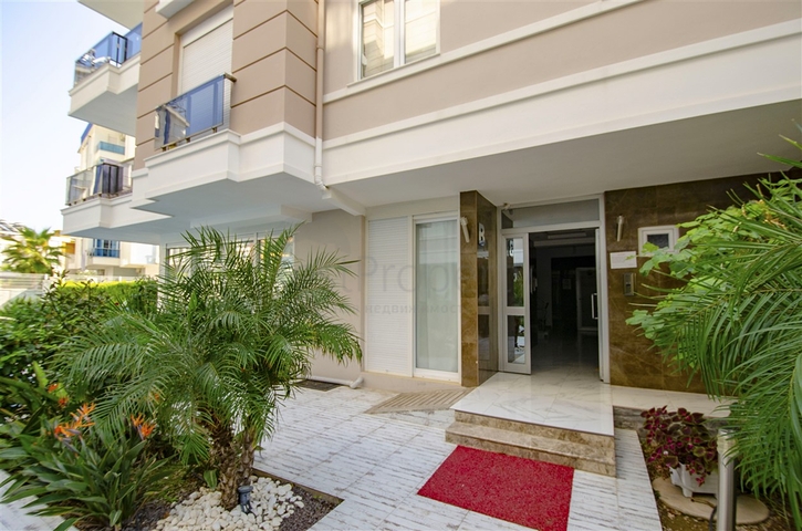 شقة 2 + 1 في منطقة هورما كونيالتي أنطاليا